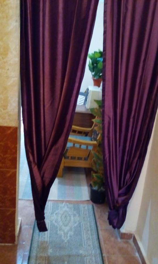 Zahrate Elfirdaos Rooms للرجال فقط Александрия Экстерьер фото